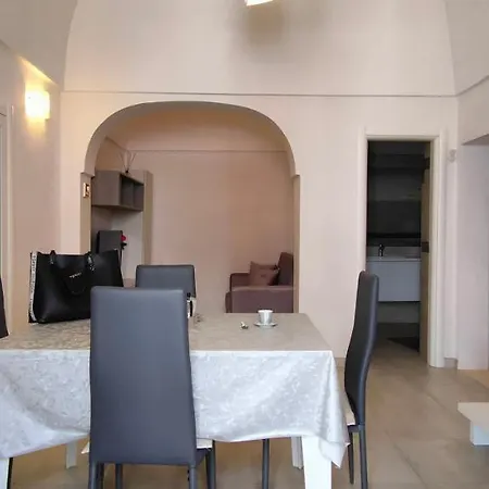 Casa vacanze White House Flats & *